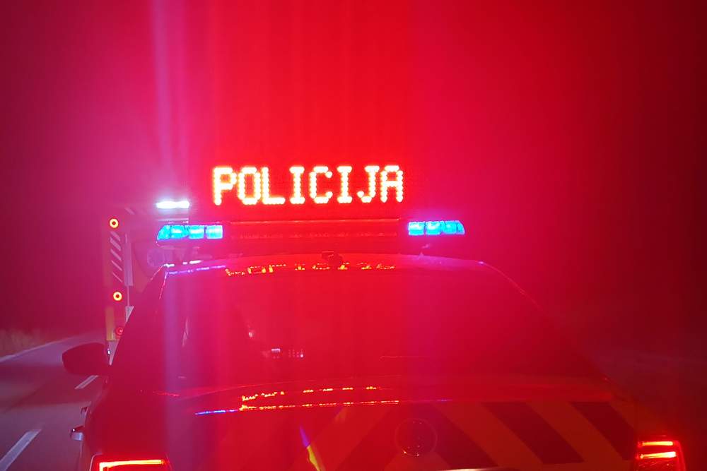 Policija