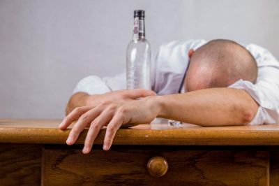 48-letnik je bil krepko pod vplivom alkohola
