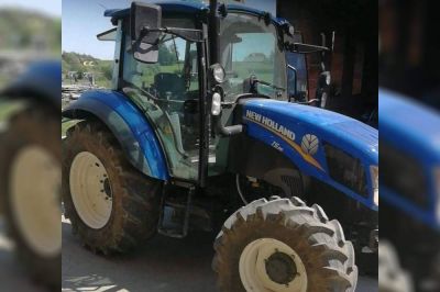 Odtujen leto dni star traktor, znamke New Holland, tip T5.95 z nameščenimi reg. tablicami MB TG-739