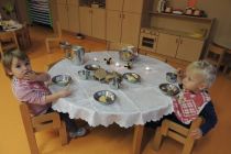 Tradicionalni slovenski zajtrk v vrtcu Stročja vas