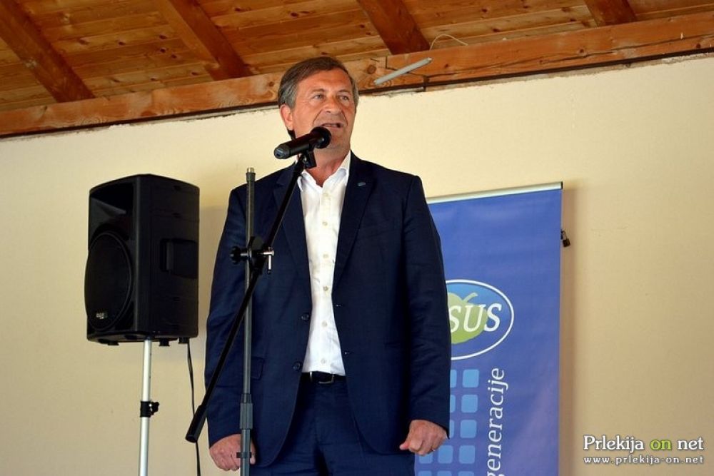 Karl Erjavec