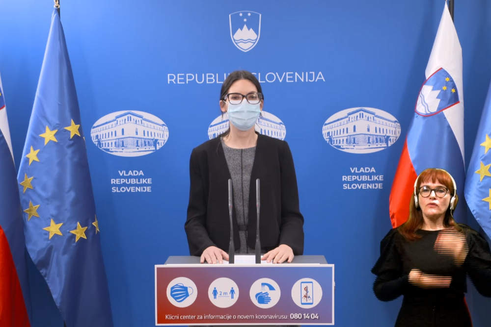 Maja Bratuša, foto: Urad vlade za komuniciranje/zajem zaslona