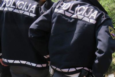 Policija