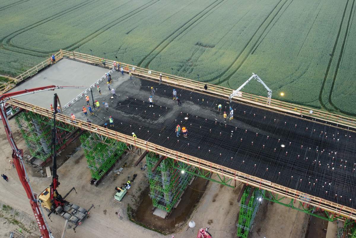 Betoniranje prekladne konstrukcije viadukta Pesnica, foto: Aleksander Truppel