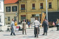 Folklorna in vokalna skupina Leščeček