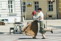 Folklorna in vokalna skupina Leščeček