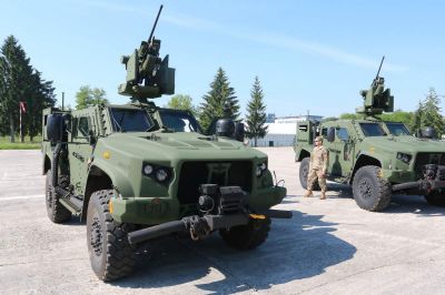 Lahko kolesno oklepno vozilo LKOV 4x4 z integrirano oborožitveno postajo M153 Kongsberg, foto: Borut Podgoršek, MORS