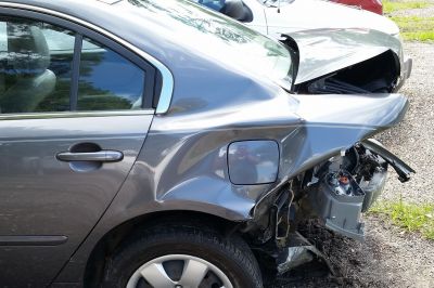 Ko je karoserija avtomobila enkrat poškodovana, je njegova trdnost slabša