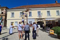 Postavljanje klopotca v Ljutomeru