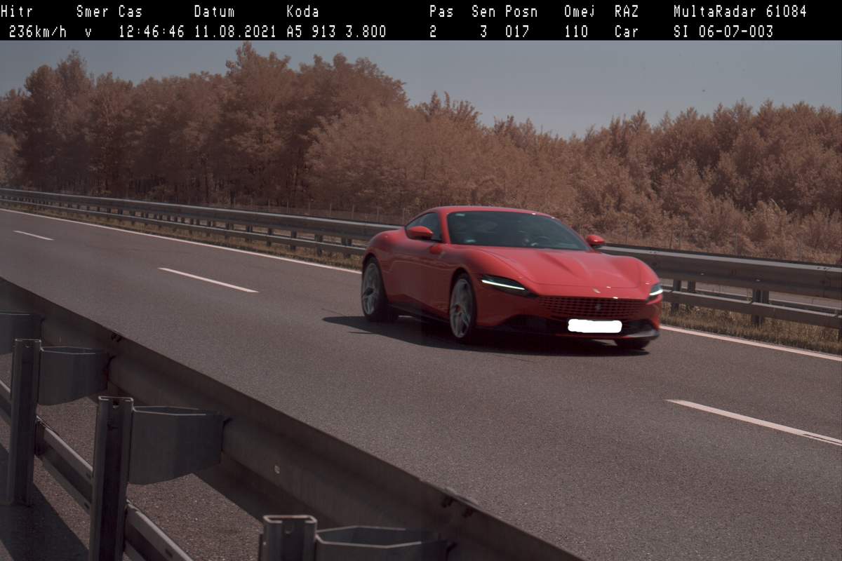 S Ferrarijem je vozil 236 km/h