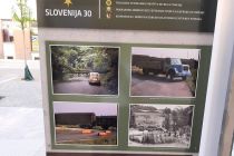 Ulična razstava Vojna za samostojno Slovenijo 1991