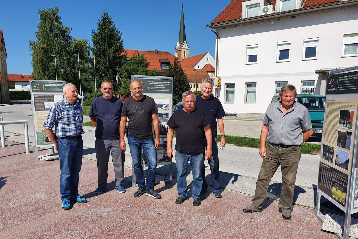 Ulična razstava Vojna za samostojno Slovenijo 1991