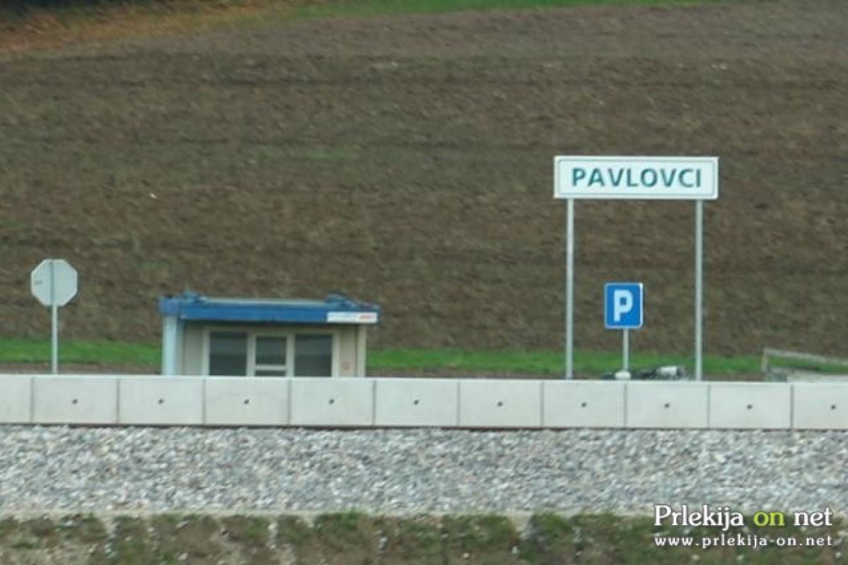 Železniška postaja v Pavlovcih