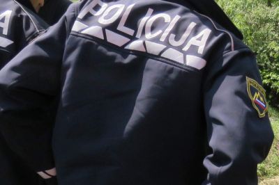 Policija