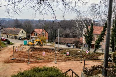 Rušenje stare šole pri Mali Nedelji