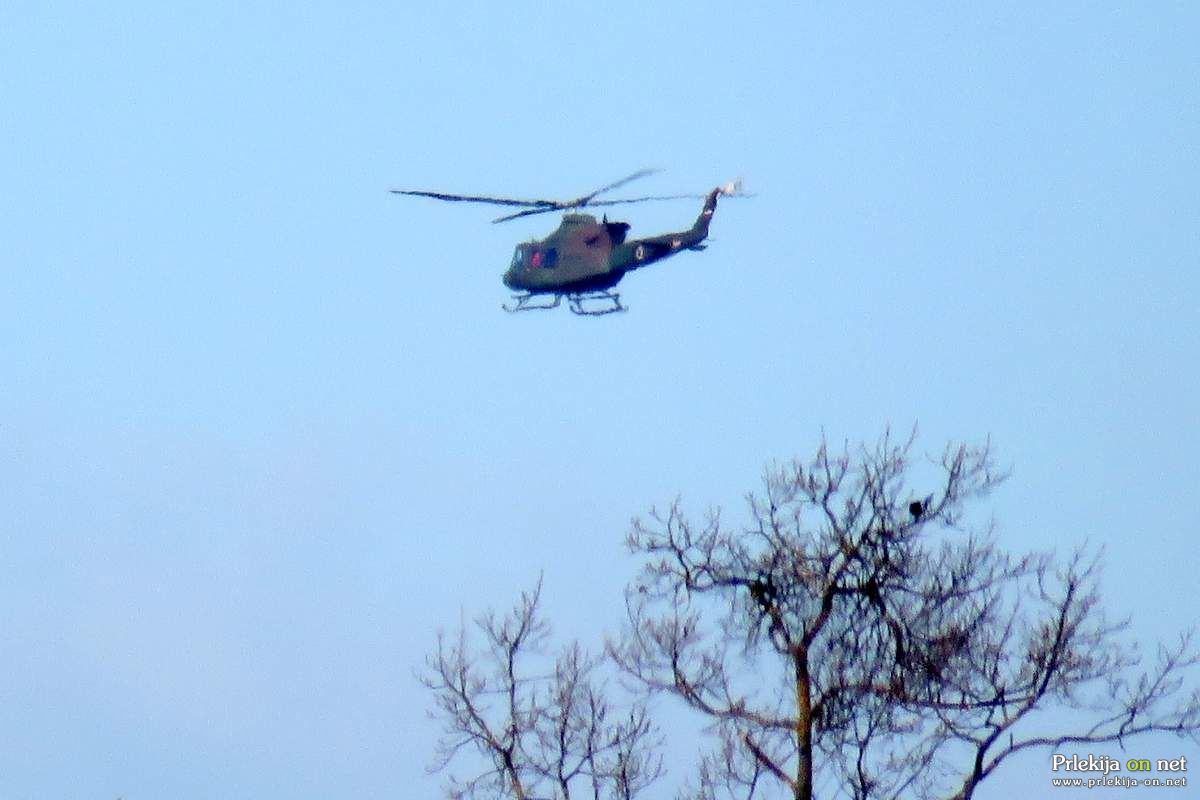 Helikopter Slovenske vojske nad Ljutomerom