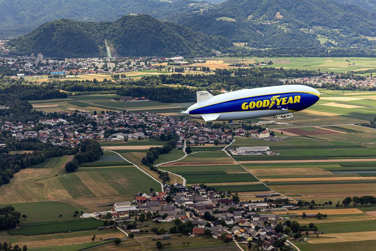 Goodyear Blimp nad Slovenijo Goodyear Blimp nad Slovenijo