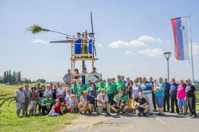 Postavljanje klopotca na Jeruzalemu