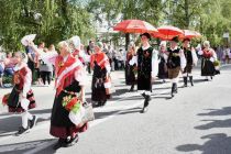 50. Dnevi narodnih noš in oblačilne dediščine