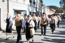 50. Dnevi narodnih noš in oblačilne dediščine