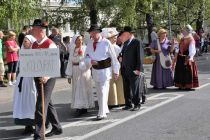 50. Dnevi narodnih noš in oblačilne dediščine