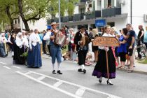 50. Dnevi narodnih noš in oblačilne dediščine