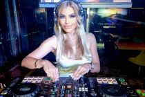 DJ XENIA