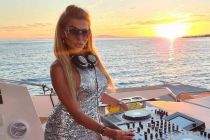 DJ XENIA