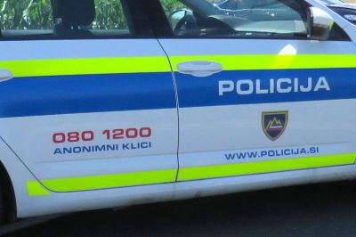 Policija išče neznanca