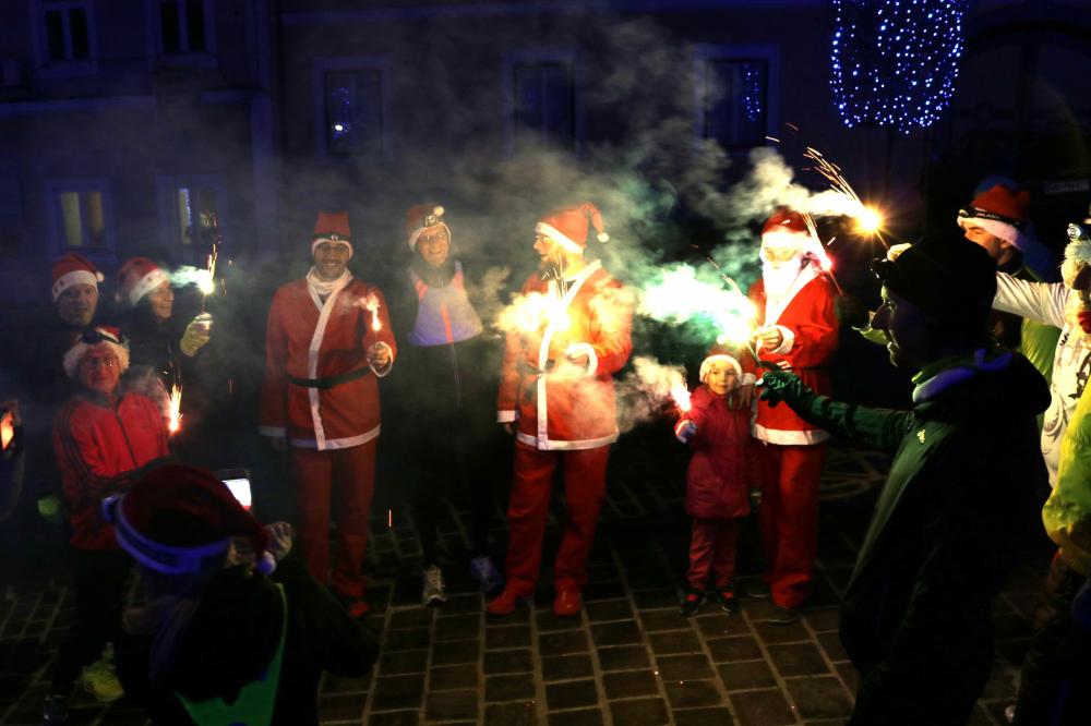 BOŽIČNO- NOVOLETNI SEJEM V LENARTU