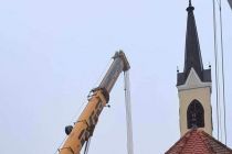 Prestavljanje kapelice v Lukavcih