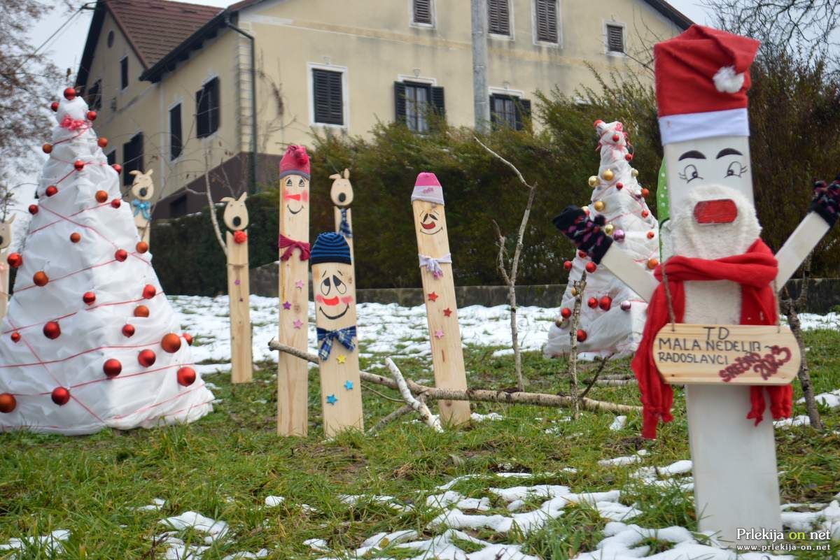 Božično-novoletna okrasitev Male Nedelje