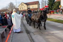 Blagoslov konjev v Križevcih pri Ljutomeru