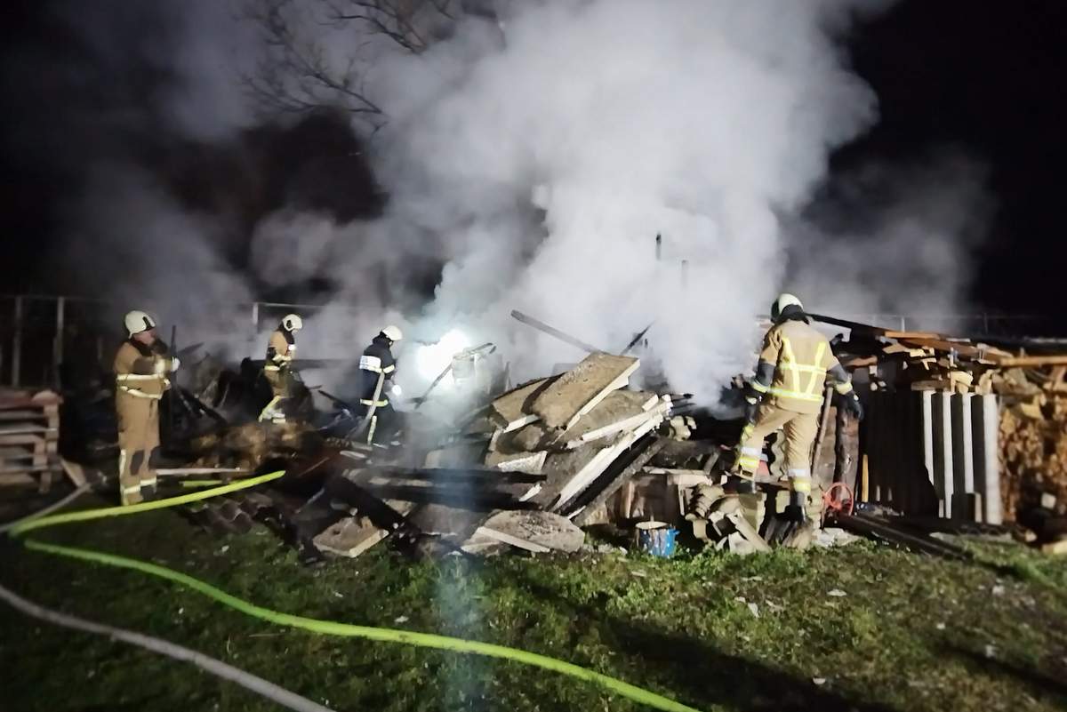 Požar je uničil objekt Požar je uničil objekt