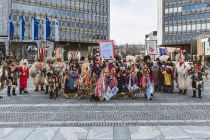 Obisk kurentov v Državnem zboru