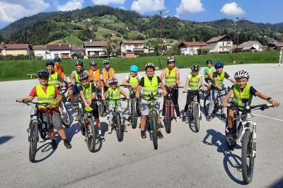 Osnovnošolci iz Podravske regije uspešni v programu Varno na kolesu