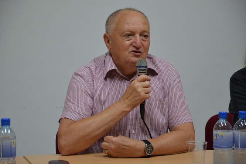 Pogovor s pisateljem Aleksandrom Ružičem