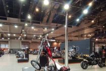 Tekmovanje predelanih Harley Davidson motornih koles