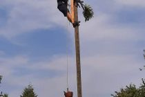 Postavljanje klopotca pri Mali Nedelji