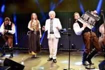 Dobrodelni koncert 70 let Avsenikove glasbe