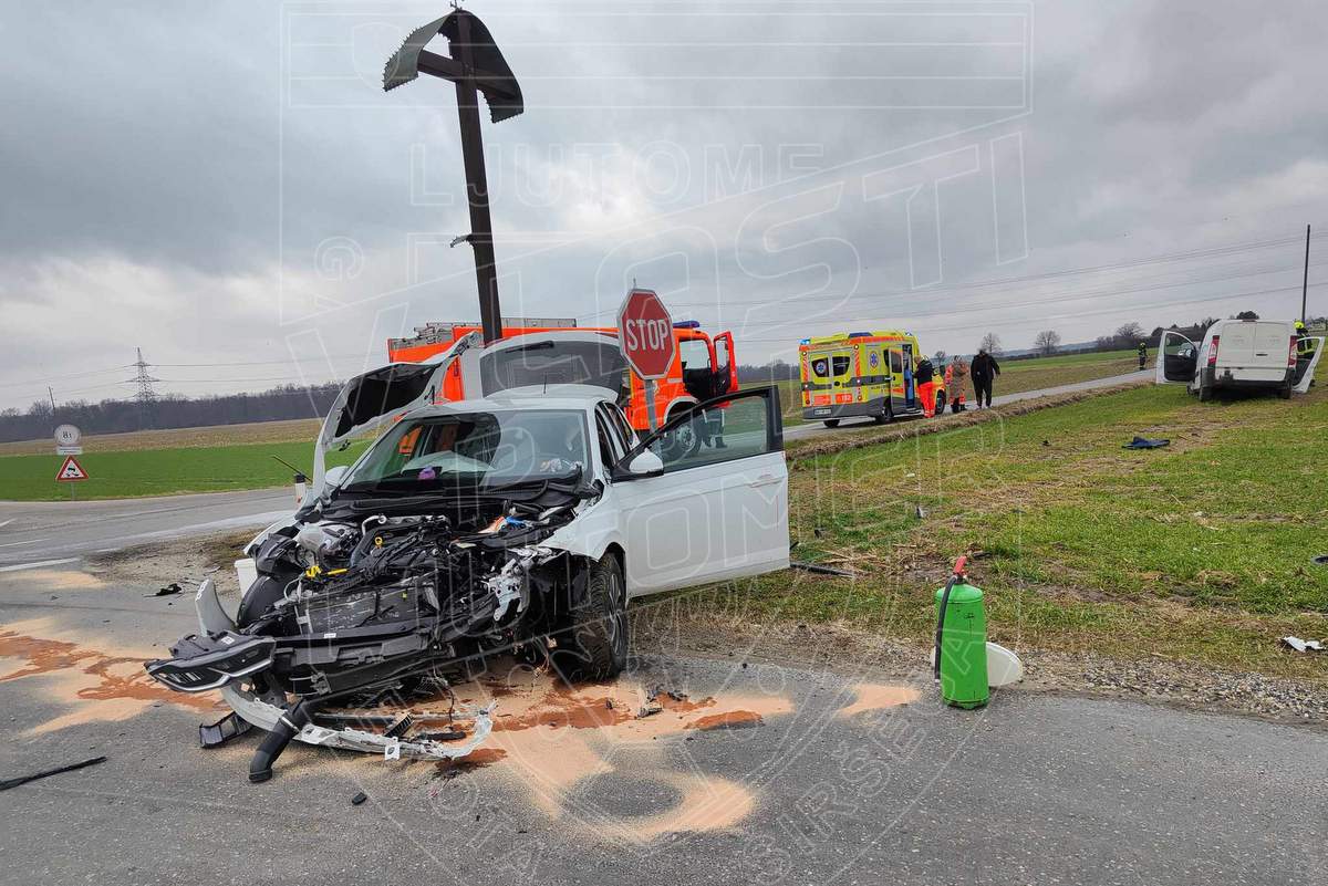 Prometna nesreča na Krapju, foto: PGD Ljutomer