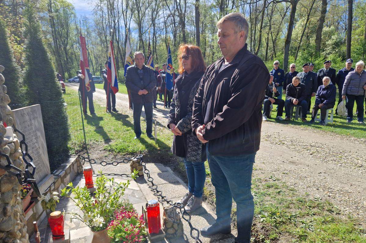 79 let od pobojev talcev ob reki Muri na Moti, foto: Občina Ljutomer