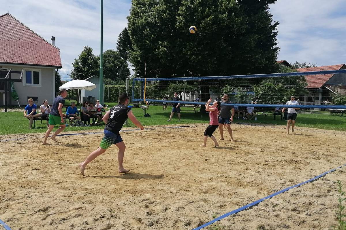 19. sezona poletne lige v odbojki na mivki