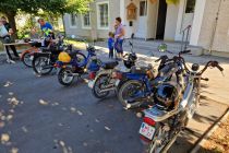 MOPED Tur de Mur