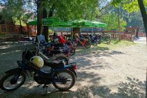 MOPED Tur de Mur