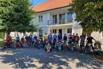 MOPED Tur de Mur
