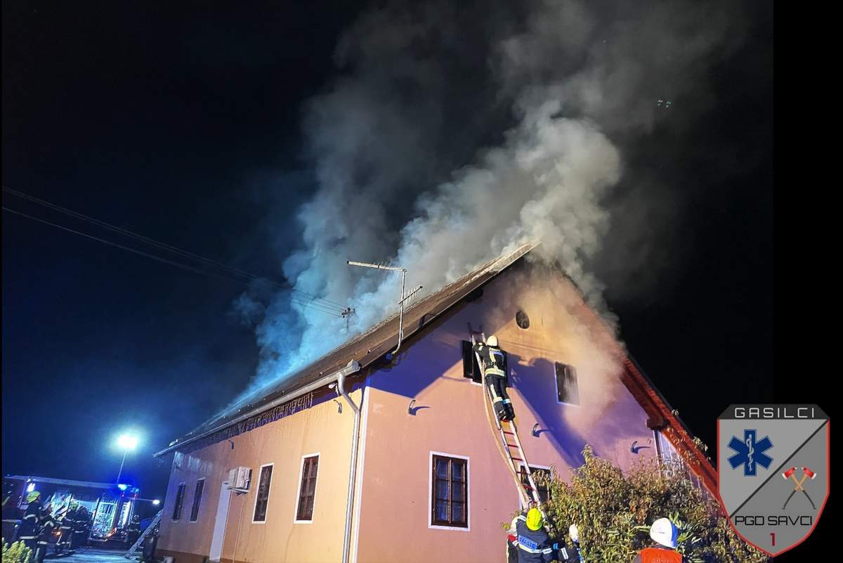 Zagorela je hiša