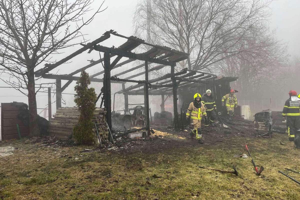 Požar so pogasili gasilci Požar so pogasili gasilci