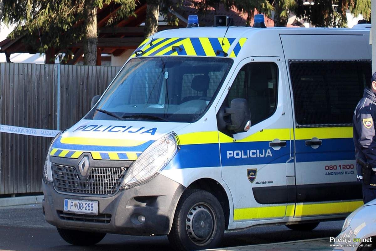 Policija