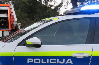 Policija